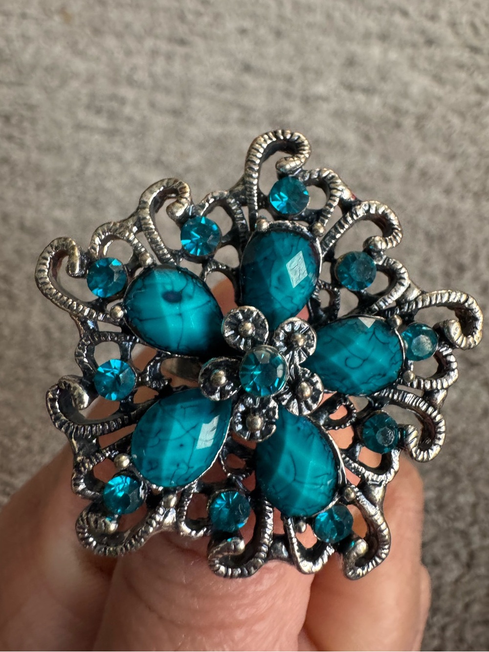 Vintage-Inspired Turquoise Floral Statement Ring - Women Jewelry - Picture 2 of 4